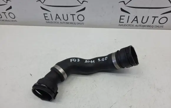 BMW 5 GT F07 Engine coolant pipe/hose 8509274