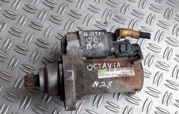 Skoda Octavia Mk2 (1Z) Starter motor 02m911023m