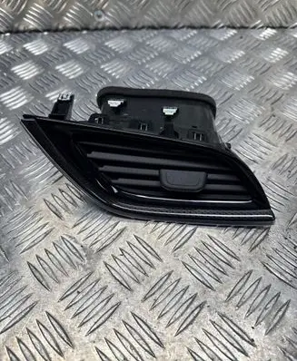 Opel Insignia B Dashboard side air vent grill/cover trim 685030087 YR002012 02AUG2021