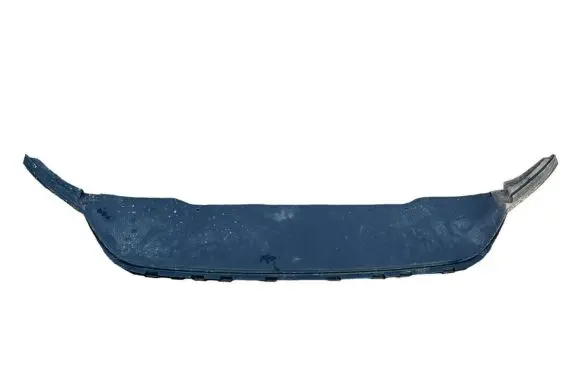 Front bumper lip