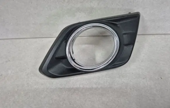 Nissan Primera Front fog light trim/grill 622564BAOB