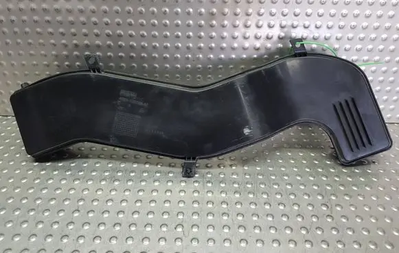 Volvo V50 Air intake hose/pipe S26371093 4N5110B768AF