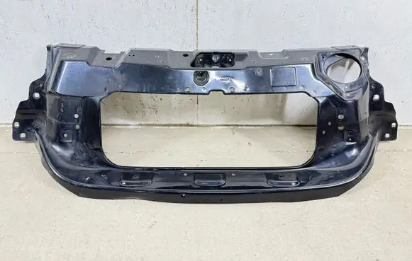 Iveco Daily 6th gen Radiator support slam panel