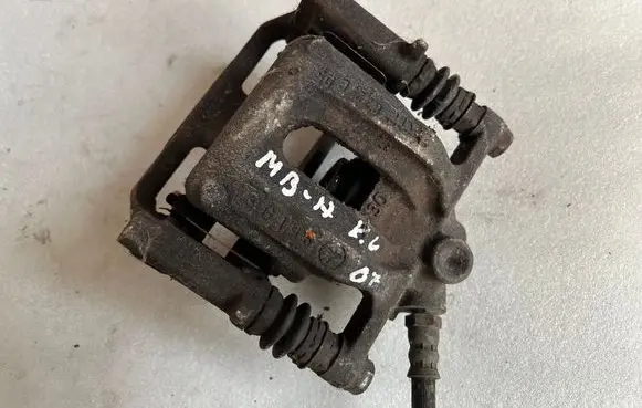 Mercedes-Benz A W169 Rear brake caliper