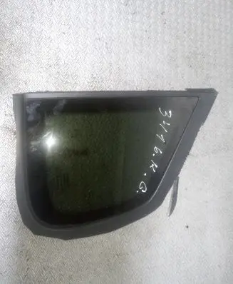 KIA Venga Rear side window