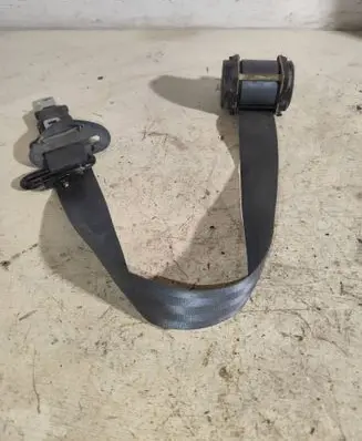 Renault Scenic I Rear seatbelt 7700844328