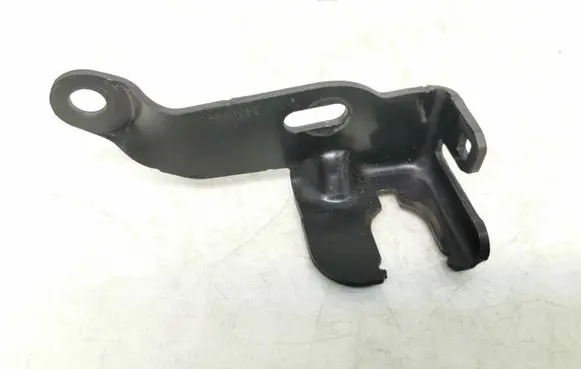 Chevrolet Orlando Gear shift cable bracket 13324063
