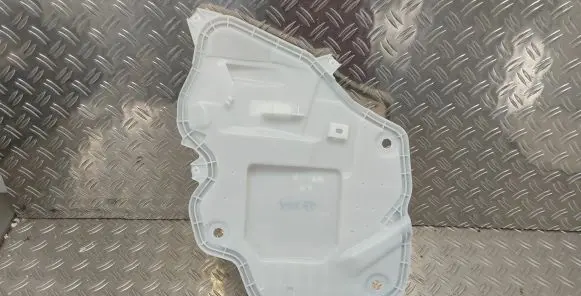 Toyota Yaris XP210 Other front door trim element 67832K0010