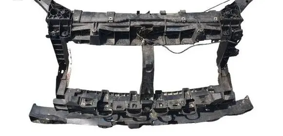 Renault Trafic III (X82) Radiator support slam panel