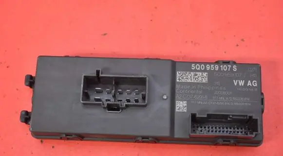 Skoda Kamiq Engine control unit/module ECU 5Q0959107S