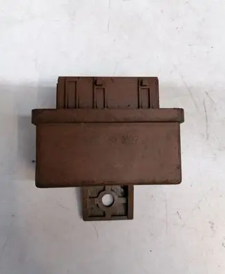 Peugeot 607 Fuel injection pump control unit/module 240109