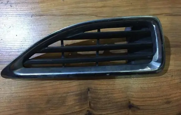 Renault Megane I Front grill 7700428963