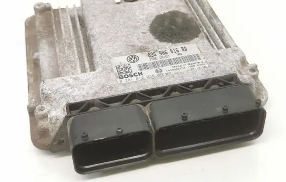 Skoda Octavia Mk2 (1Z) Engine control unit/module 03G906016BD 0281012236 1039S08153