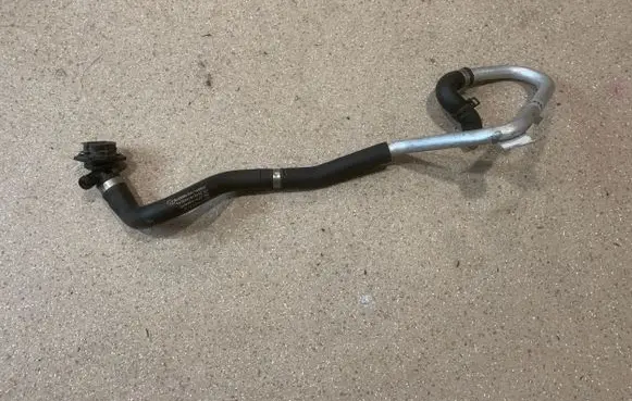 Mercedes-Benz E W213 Engine coolant pipe/hose A2138302305