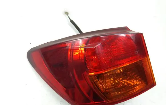 Lexus IS 220D-250-350 Rear/tail lights