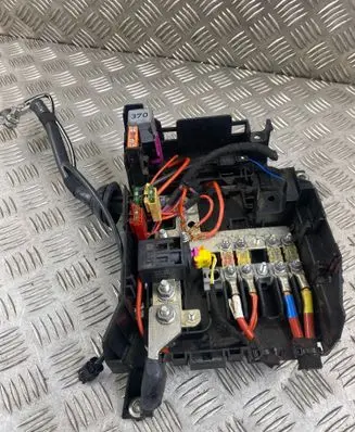 Audi Q7 4L Fuse box set 7L0937548C