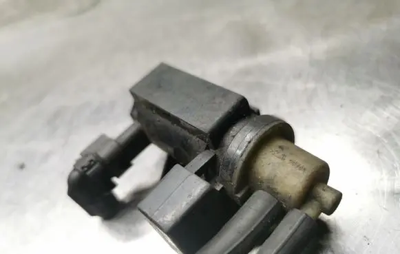 Mitsubishi Colt Turbo solenoid valve