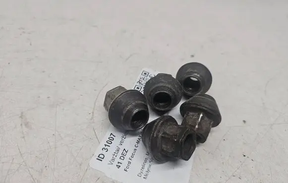 Ford Focus C-MAX Nuts/bolts 1234
