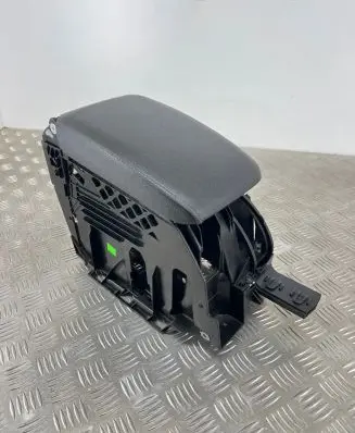 Volkswagen Scirocco Armrest 1K5864251C