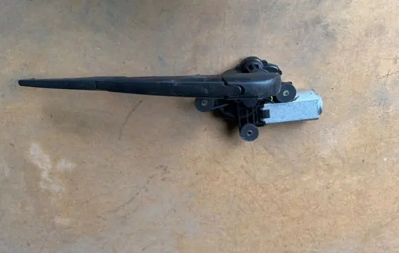 Rear window wiper motor