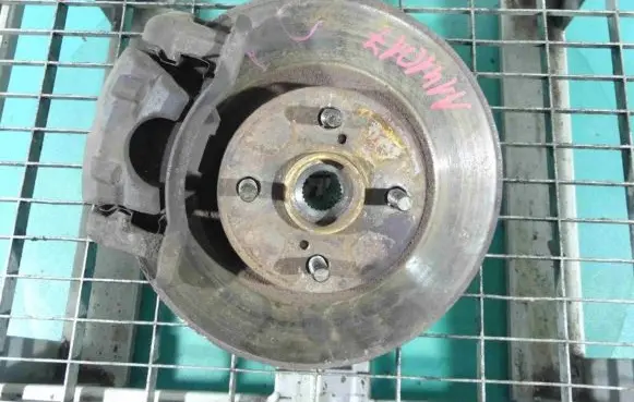Toyota Corolla Verso E121 Front wheel hub spindle knuckle IMPRK1141017