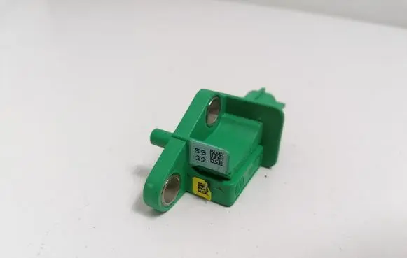 Audi A4 S4 B8 8K Airbag deployment crash/impact sensor 1K0909606C