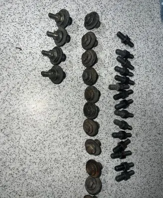 BMW 5 E39 Nuts/bolts 11121718856