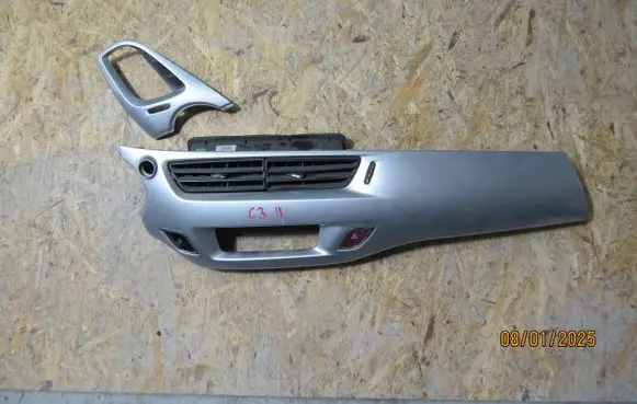 Citroen C3 Dashboard center trim panel 9685748677 1015381 08012025
