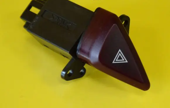 Mitsubishi Space Wagon Hazard light switch