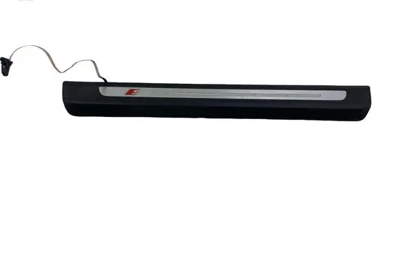 Audi Q7 4M Front sill trim cover 4M0947406B
