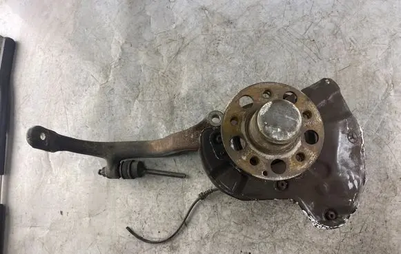 Mercedes-Benz S W221 Front wheel hub spindle knuckle