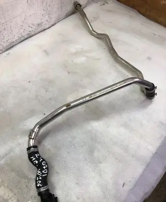 Mercedes-Benz C W206 Gearbox oil cooler pipe/hose 