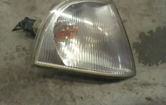 Skoda Octavia Mk1 (1U) Front indicator light 246.180.00 1u0953050 1u0953156
