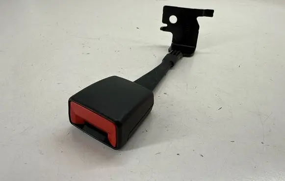 Alfa Romeo Stelvio Rear seatbelt buckle 156139441