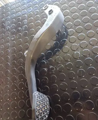 BMW 3 E90 E91 Clutch pedal 6761310 67871110