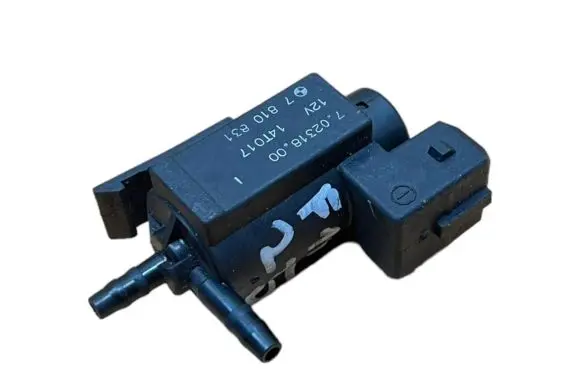 BMW 6 F12 F13 Vacuum valve 7810831 70231800 14T017