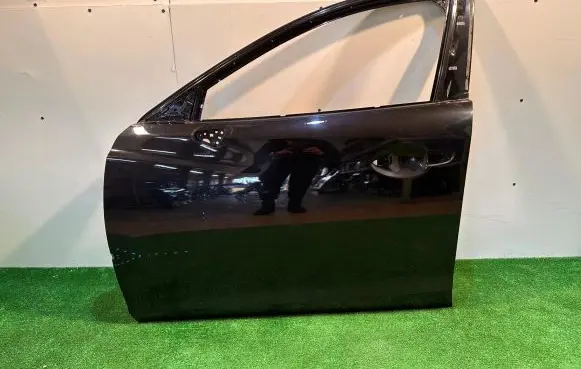 Mazda 6 Front door