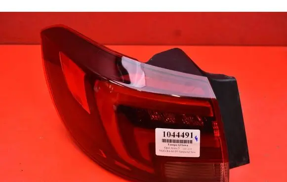 Bedford Astra Rear/tail lights 39077376