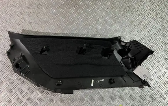 Maserati Levante Rear seat side bottom trim 670040380