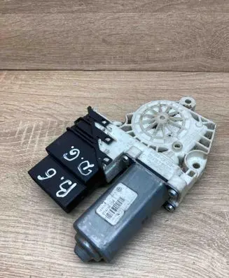 Volkswagen Golf V Rear door window regulator motor 1K0959704 974198104