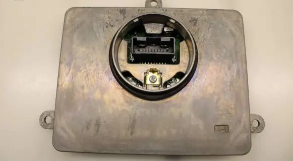 Lexus RX 450H LED ballast control module 8596748020 3380070613