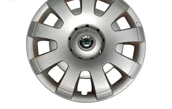 Skoda Octavia Mk2 (1Z) R16 wheel hub/cap/trim 3T0601147