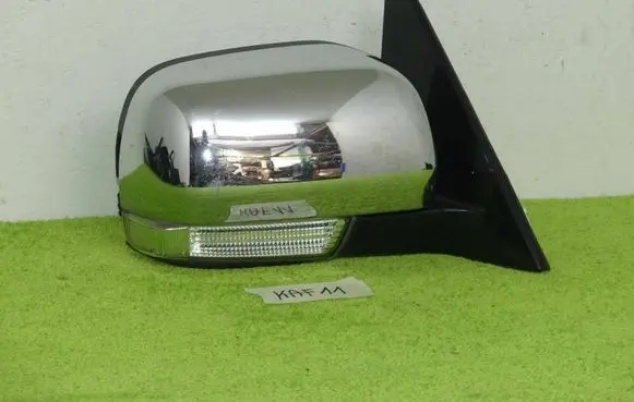 Mitsubishi Pajero Front door electric wing mirror 021240