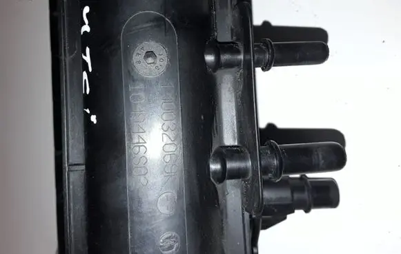 Renault Megane III Intake manifold 140032069