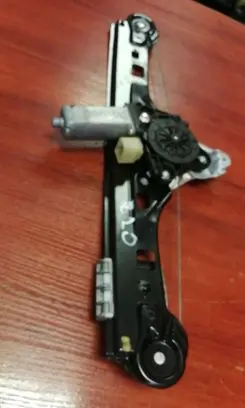 Mercedes-Benz C W203 Rear door window regulator with motor A2037300946 A2038202942