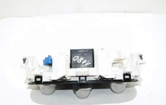 Renault Twingo II Climate control unit