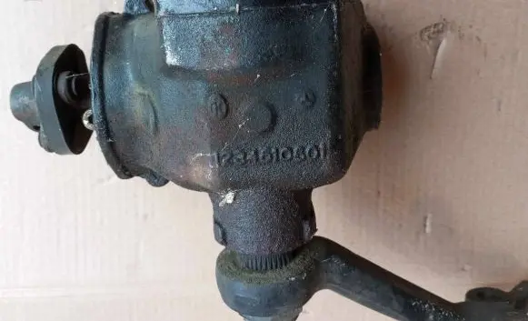 Mercedes-Benz W123 Steering rack 1234610501