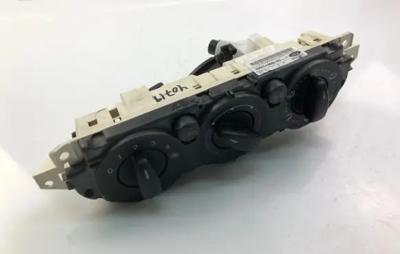 Ford C-MAX I Interior fan control switch 3M5T19980AC
