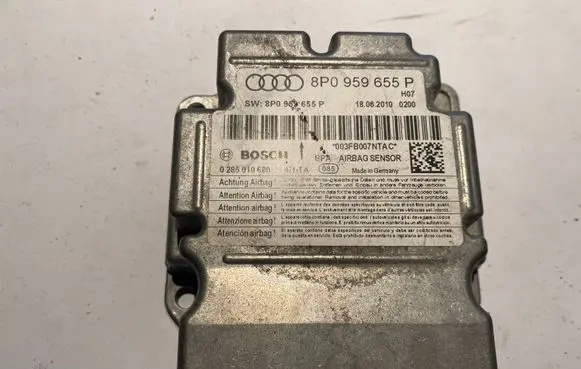 Audi A3 S3 8P Airbag control unit/module 8P0959655P