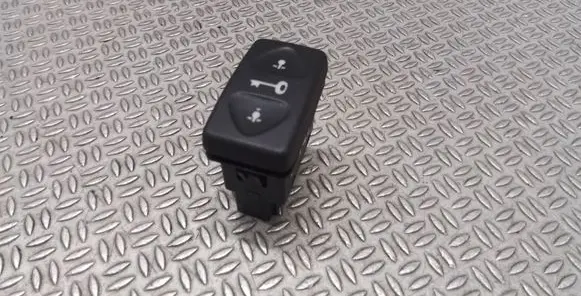 Land Rover Freelander Central locking switch button YUF101530LNF